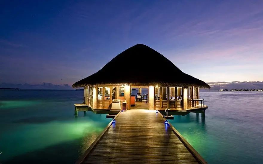 ACREL ASJ Cais Relay Cyfredol Gweddilliol yn Maldives'Row Houses O Amgylch Yr...